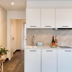 Collections - Proche Colmar - Eguisheim Appart hôtel 4*