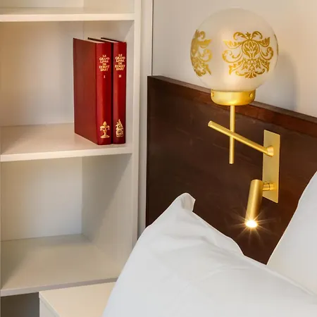 Collections - Proche Colmar - Eguisheim Apartahotel