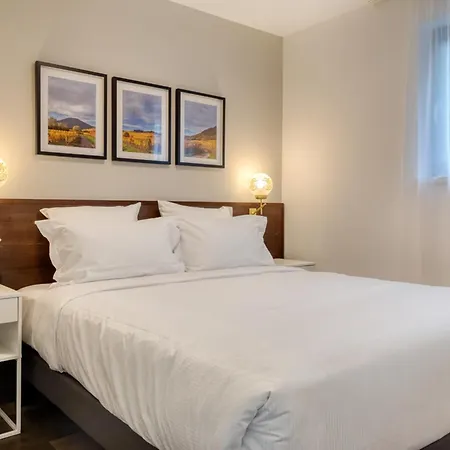 Collections - Proche Colmar - Eguisheim Aparthotel Husseren-les-Châteaux