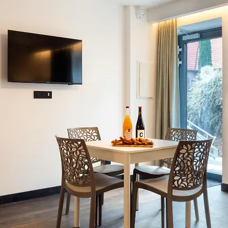 Collections - Proche Colmar - Eguisheim 4*