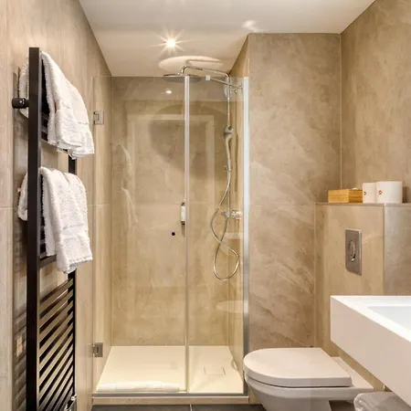 Collections - Proche Colmar - Eguisheim Aparthotel Husseren-les-Châteaux
