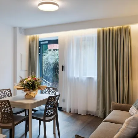 Collections - Proche Colmar - Eguisheim 4* Husseren-les-Châteaux