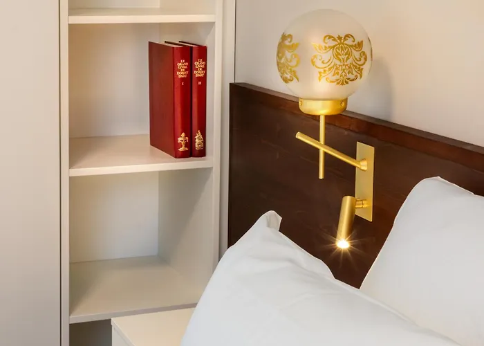 Collections - Proche Colmar - Eguisheim Apartahotel