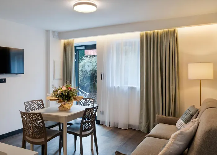 Collections - Proche Colmar - Eguisheim 4* Husseren-les-Châteaux